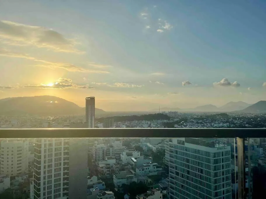 2210 Apt Full Option - Enjoy The Sunset View - Marina Suites Nha Trang Vietnam
