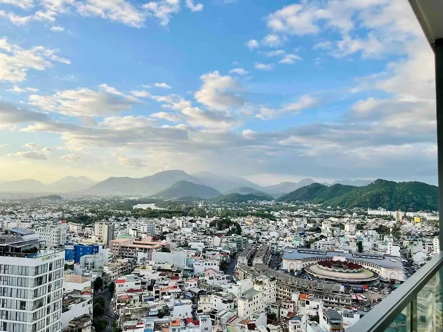 2210 Apt Full Option - Enjoy The Sunset View - Marina Suites Nha Trang